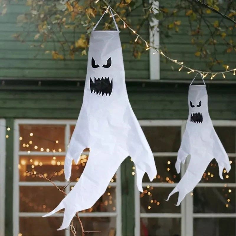 Halloween Hanging Ghosts