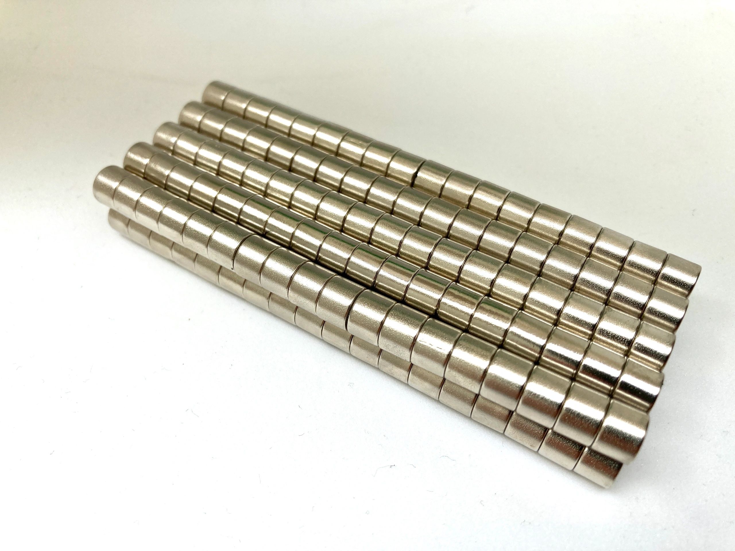 Magnets N35 Round 8x6mm